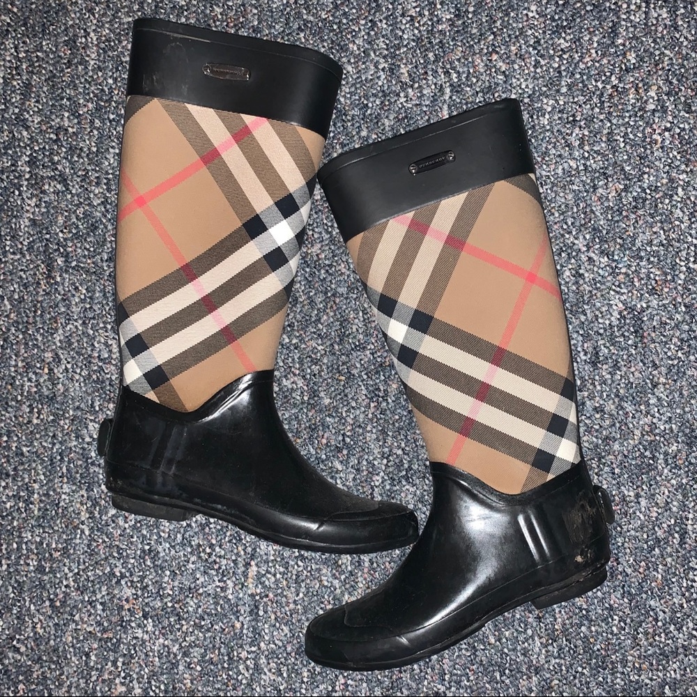COPY - Burberry Rainboots